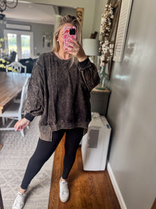 Remi Pullover - Golden Black