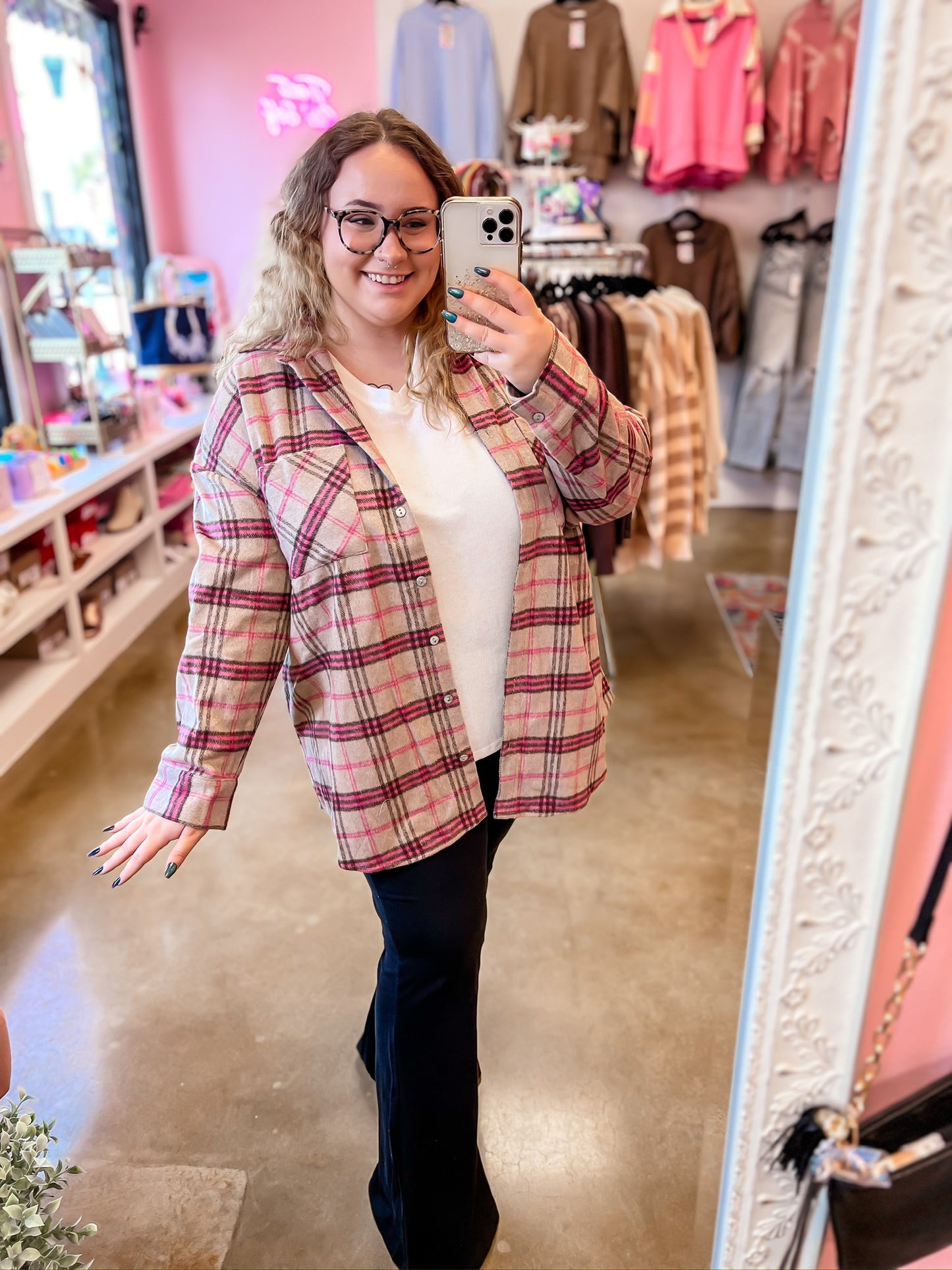 Curvy Taupe Pink Flannel